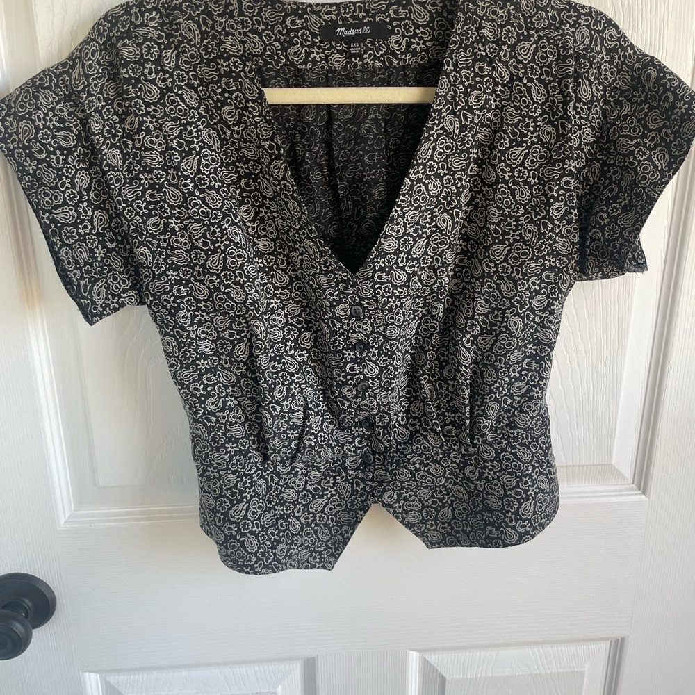 Navy and White Floral Women's Blouse - New without Tags XXS